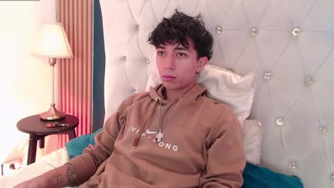 Aiden online show from June 5, 1:06 pm