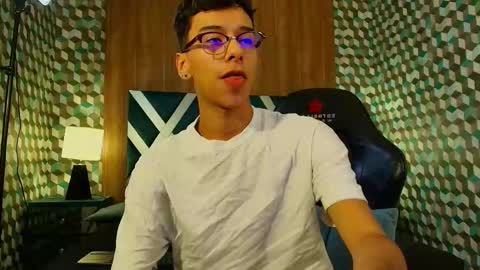 aiden_royce online show from September 10, 5:39 am