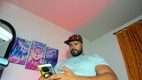 Aiden Brites online show from March 4, 2:17 am