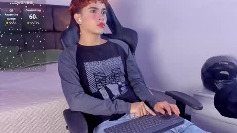 Aiden  online show from September 20, 12:49 pm