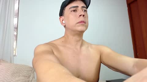 IAN online show from February 25, 2:44 pm