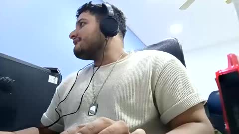 Esteban online show from February 20, 3:34 am