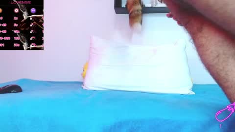 David Gil online show from April 4, 3:31 pm