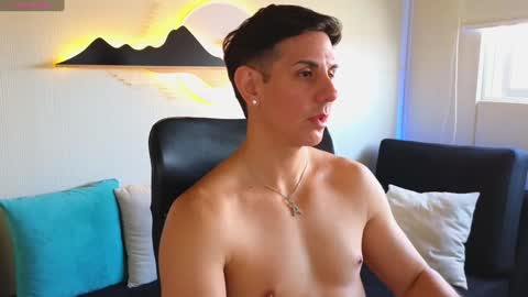 Al Fox  Miko Fortuni  online show from January 19, 9:02 pm