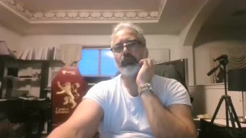 aladdin31673 online show from March 2, 12:43 am