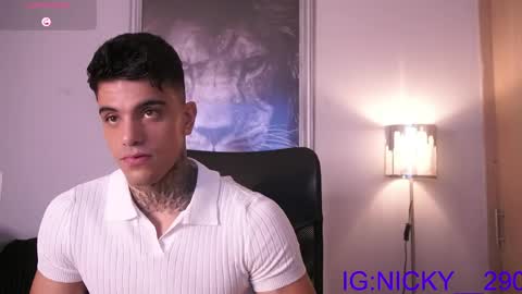 alan_morrys online show from April 12, 12:47 am