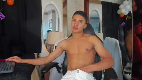 ---Alan--- online show from November 1, 9:13 am