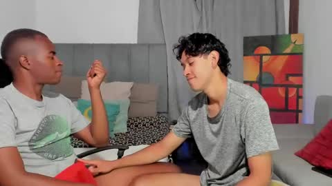 Alan and Criss - WE JUST FRIENDS WITH BENEFITS BOTH VERS online show from April 28, 11:31 pm