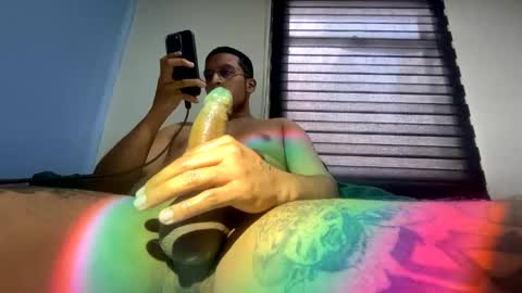 alanbucsa0 online show from December 17, 6:58 pm