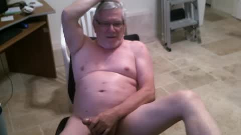 Alanlee10allen online show from June 19, 5:40 pm