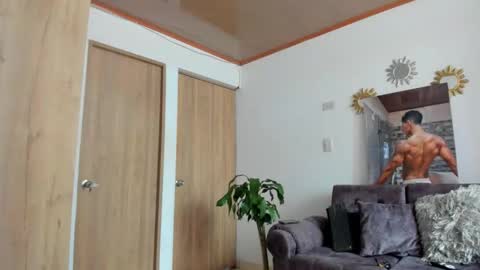 Alan online show from December 15, 4:26 pm