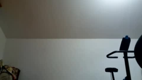 Snapshot of alecjohns123 chatting on February 21, 4:51 am alecjohns123 online show from February 21, 4:51 am