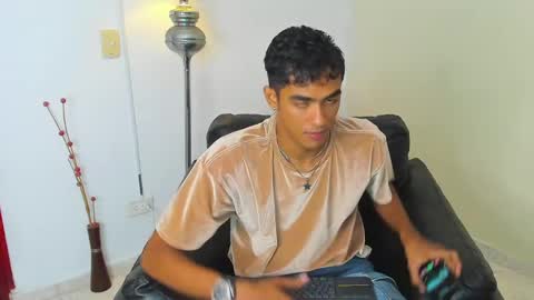 Alejandro williams online show from June 3, 7:19 pm