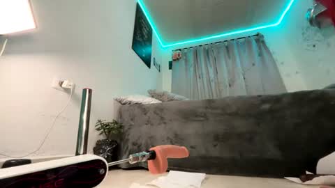 alejo_cute online show from June 28, 7:42 pm