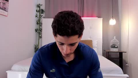 alejo_exotic online show from June 19, 12:21 pm
