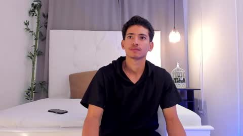 alejo_exotic online show from July 6, 12:24 pm