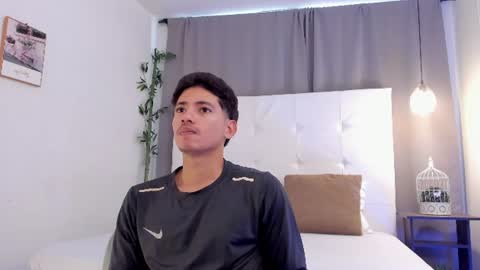 alejo_exotic online show from July 13, 1:35 pm