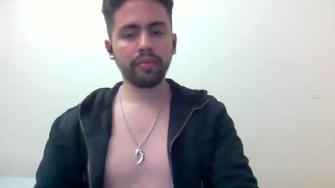 alejo_shy online show from November 15, 4:14 am