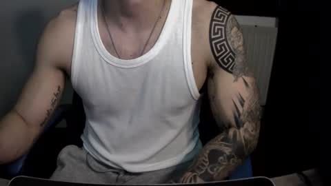 alejoduarte16 online show from December 18, 5:20 pm