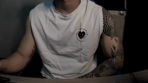 alejoduarte16 online show from April 5, 2:57 pm