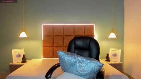 ALejoo Saenz online show from December 17, 7:26 am