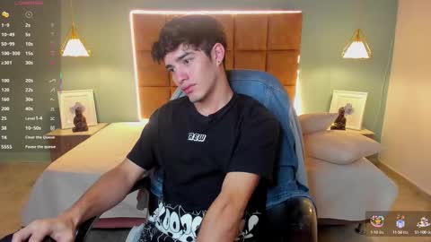 ALejoo Saenz online show from October 8, 3:22 am