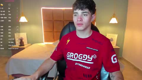 ALejoo Saenz online show from October 19, 10:35 pm