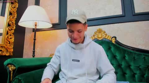 Alessandro King online show from March 4, 11:40 am