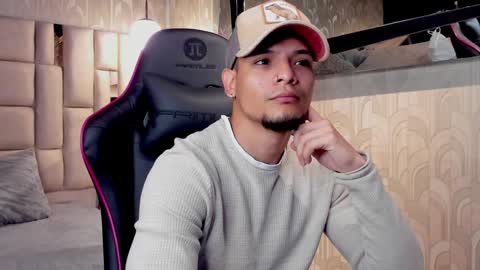 Alessandro King online show from January 5, 4:59 pm