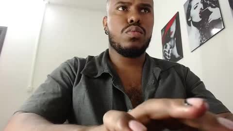 alessandro hamed online show from April 20, 3:03 pm