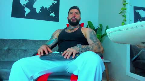 Aless Rose online show from April 1, 8:06 pm