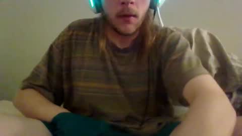 Snapshot of alex69tt chatting on January 25, 8:10 am jointlover online show from January 25, 8:10 am