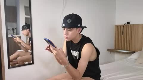 Snapshot of alex__fire_ chatting on October 20, 3:38 pm alex online show from October 20, 3:38 pm