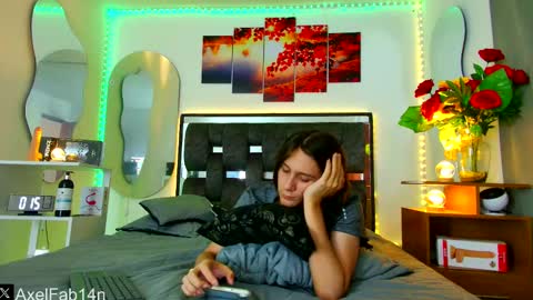 sneider online show from February 11, 6:22 pm