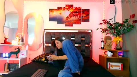 sneider online show from December 17, 6:31 pm