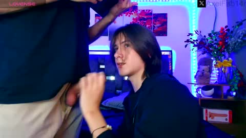 sneider online show from December 6, 6:50 pm