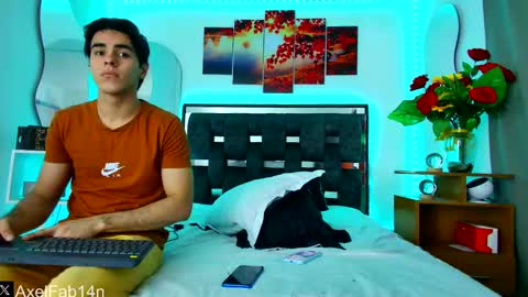 sneider online show from February 22, 6:37 pm