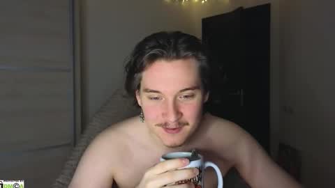 Snapshot of alex_candy_pump chatting on September 16, 9:10 am FAVORITE online show from September 16, 9:10 am