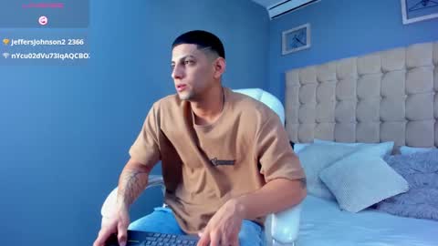 Snapshot of alex_cute77 chatting on September 9, 1:43 pm alex online show from September 9, 1:43 pm
