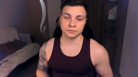 Snapshot of alex_milson chatting on January 19, 7:37 pm alex_milson online show from January 19, 7:37 pm
