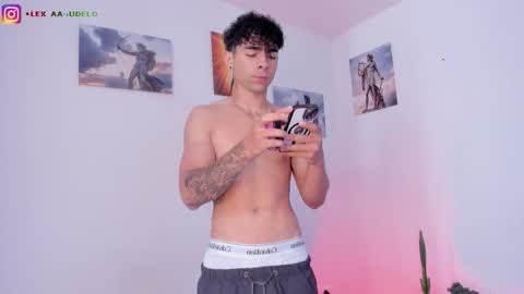 x   online show from January 6, 7:18 pm