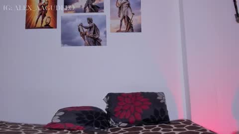 x   online show from October 4, 9:52 pm