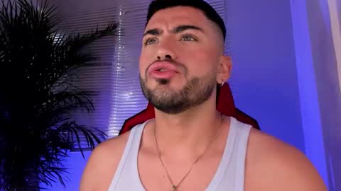 Snapshot of alexander_diiaz chatting on October 20, 1:59 pm Alexander Diaz online show from October 20, 1:59 pm
