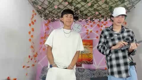 chicos hot online show from November 21, 2:49 pm