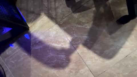 HelpMeCum online show from December 16, 7:59 am