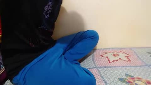 Alex online show from December 2, 10:38 am