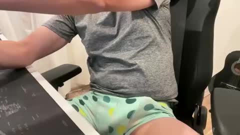 alexhunter4u online show from September 9, 8:41 pm