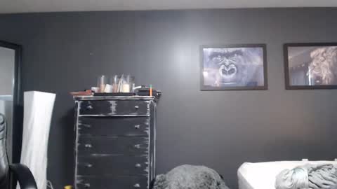 Alex online show from November 12, 6:35 pm