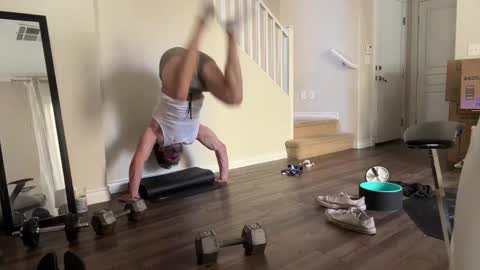 Alex Mann online show from March 4, 6:26 pm