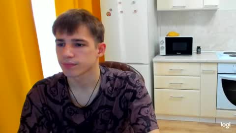 Dennis online show from May 20, 3:46 am